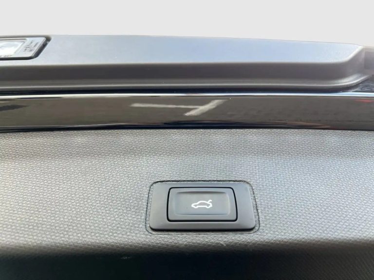 Cupra Terramar 1.5 e-Hybrid - photo 12