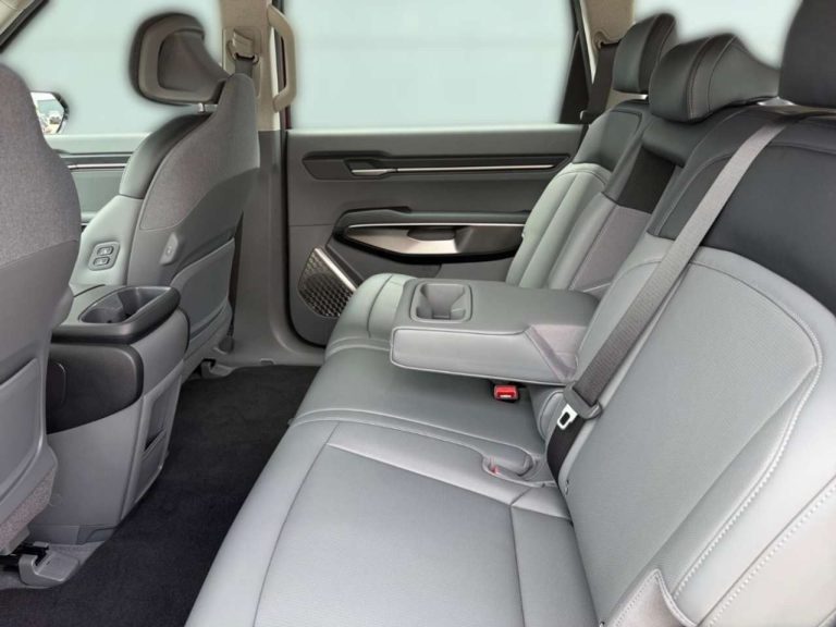 Kia EV9 76,1 kWh Air RWD - photo 11