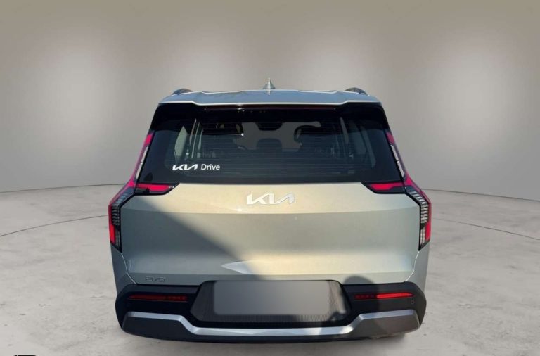 Kia EV9 76,1 kWh - photo 4