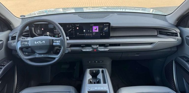 Kia EV9 76,1 kWh - photo 8
