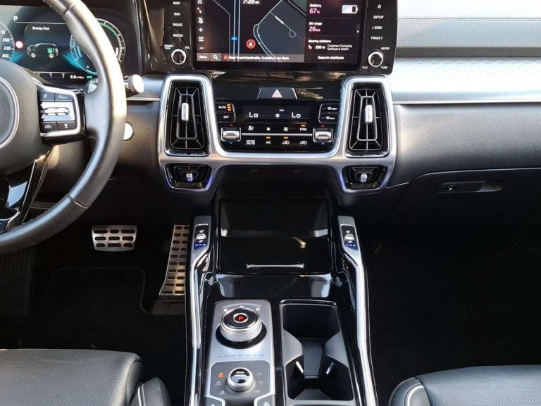 Kia Sorento 1.6 T-GDI Plug-in Hybrid AWD - photo 11