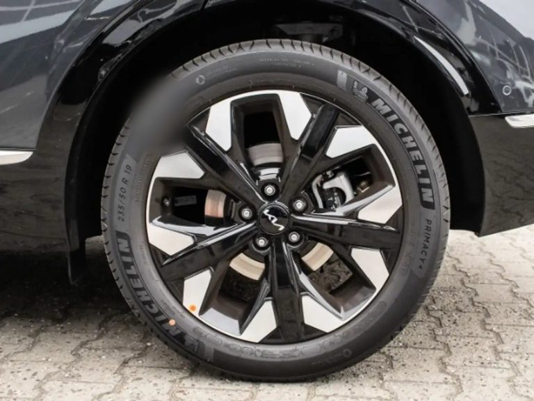 Kia Sportage 1.6 T-GDI Plug-in Hybrid 4WD - photo 3