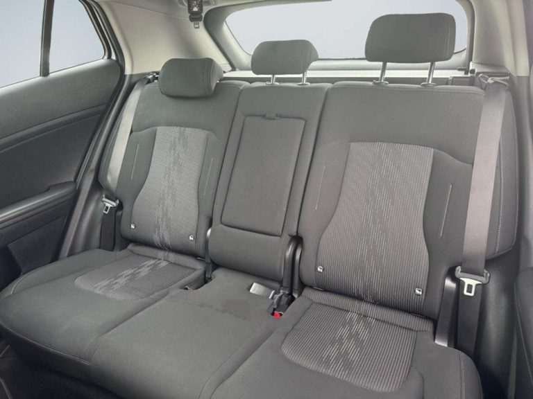 Kia Sportage 1.6 T-GDi Plug-in 4WD - photo 12