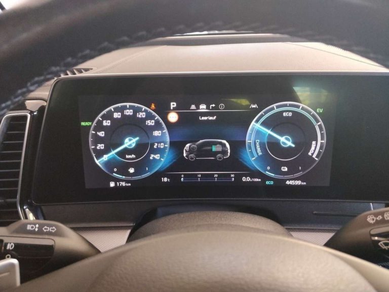 Kia Sportage 1.6 T-GDI Plug-in Hybrid AWD GT-Line - photo 12