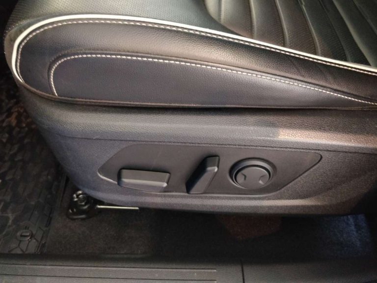 Kia Sportage 1.6 T-GDI Plug-in Hybrid AWD GT-Line - photo 8