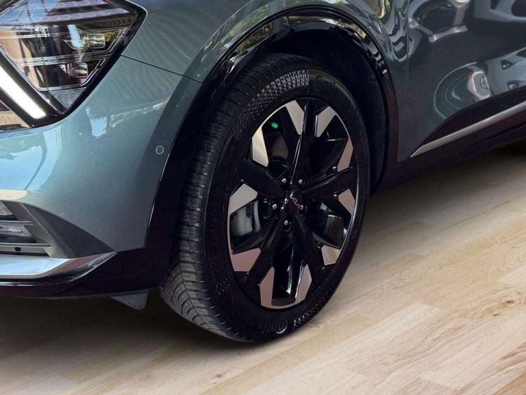 Kia Sportage 1.6 T-GDI Plug-in Hybrid 4WD Spirit - photo 6