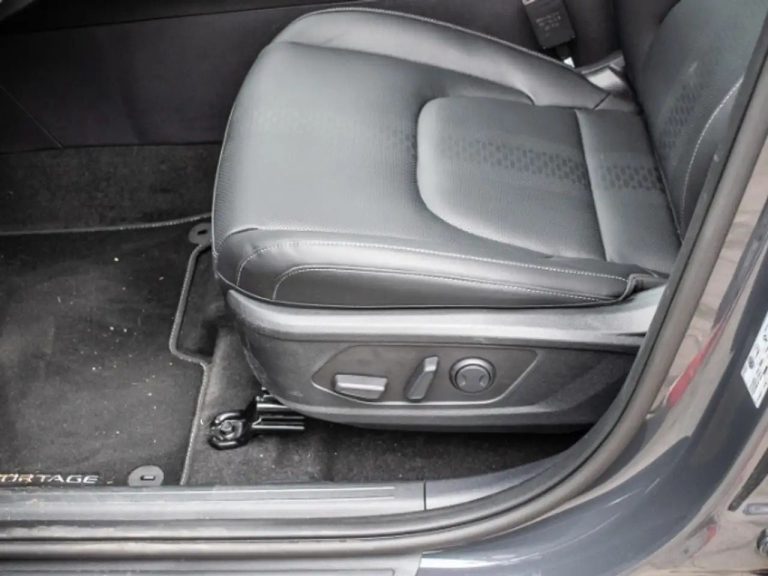 Kia Sportage 1.6 T-GDI Plug-in Hybrid 4WD - photo 13