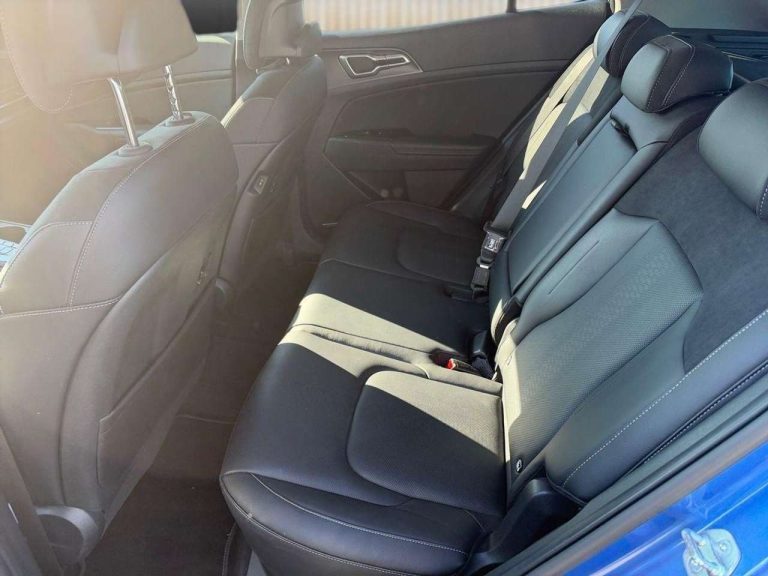 Kia Sportage 1.6 T-GDI Plug-in Hybrid - photo 9