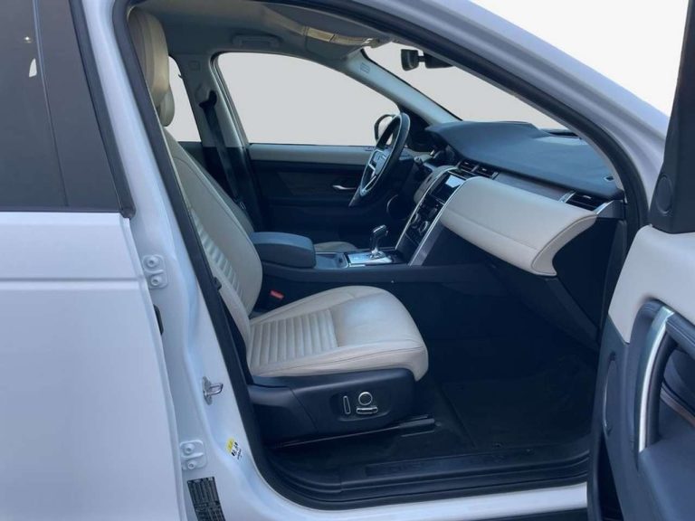Land Rover Discovery Sport P300e S - photo 6