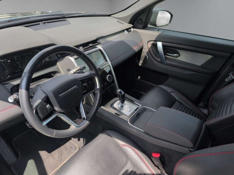 Land Rover Discovery Sport P300e R-Dynamic SE - photo 11
