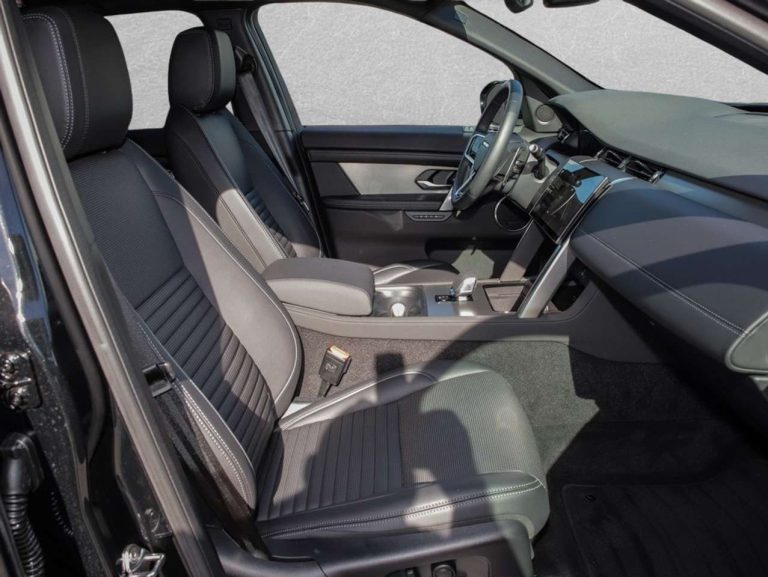 Land Rover Discovery Sport P270e Dynamic SE - photo 10