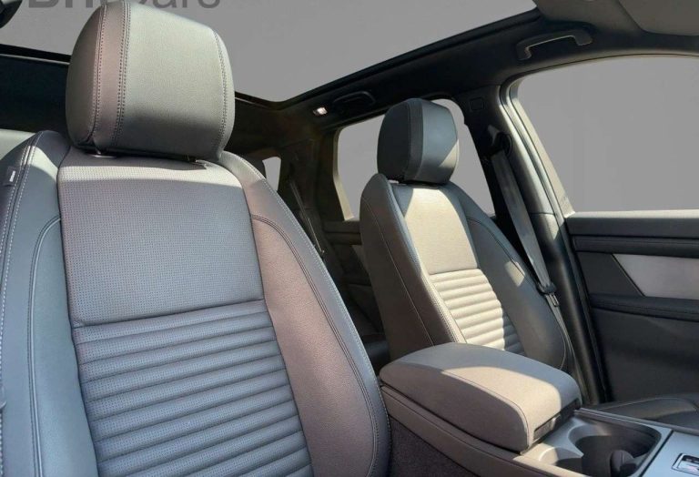 Land Rover Discovery Sport P270e Dynamic SE - photo 14
