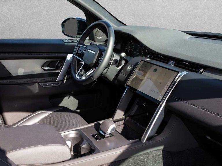 Land Rover Discovery Sport P270e Dynamic SE - photo 8