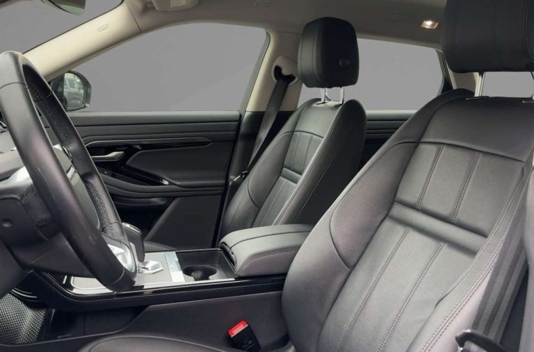 Land Rover Range Rover Evoque P300e S - photo 8