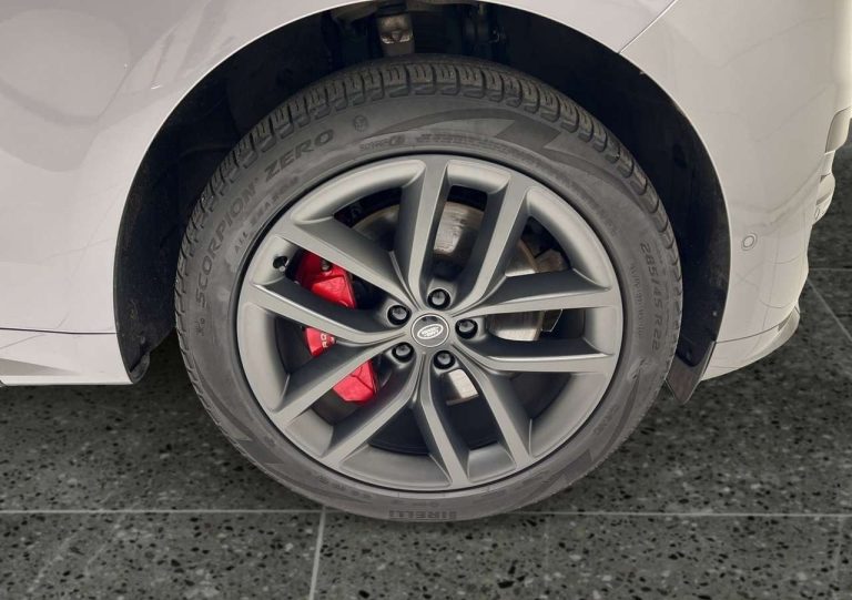 Land Rover Range Rover Sport P440e Dynamic SE - photo 15