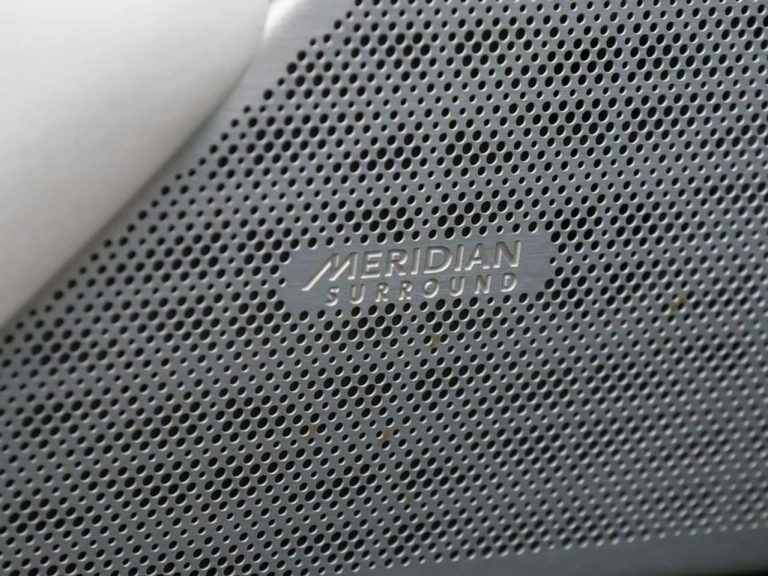 Land Rover Range Rover Velar P400e S - photo 15