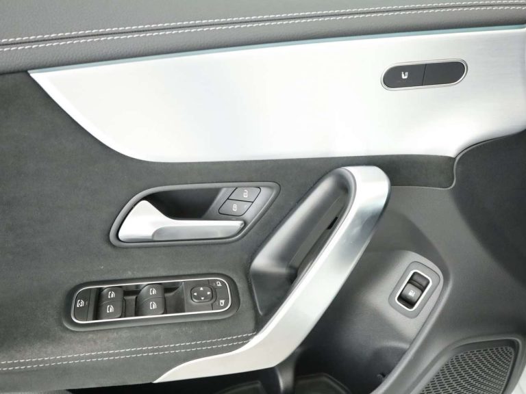 Mercedes-Benz CLA 250 e Shooting Brake Edition AMG - photo 15