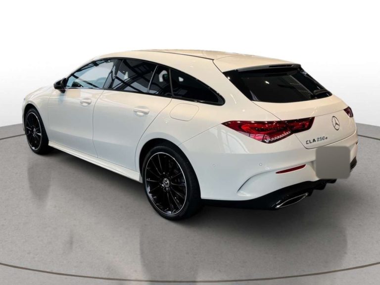 Mercedes-Benz CLA Shooting Brake 250 e AMG Line - photo 4