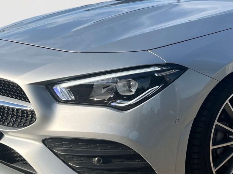 Mercedes-Benz CLA Shooting Brake 200 AMG Line - photo 5
