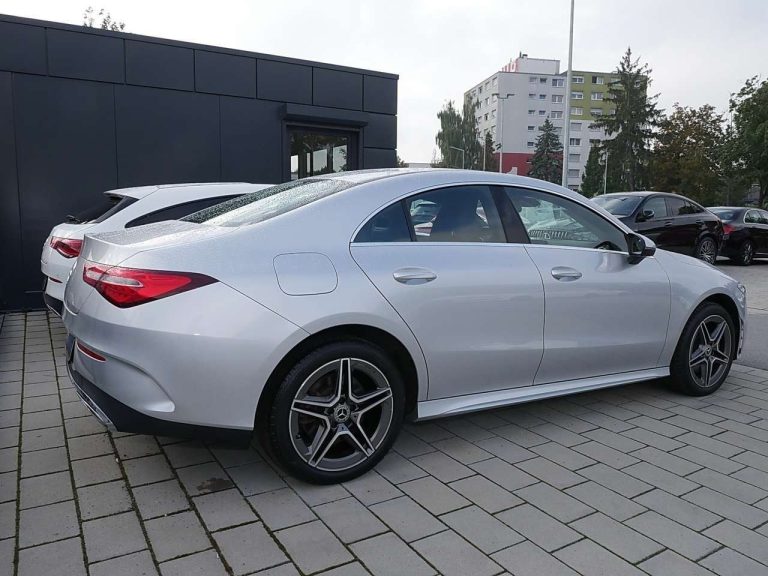 Mercedes-Benz CLA 250 e Coupé AMG Line - photo 2