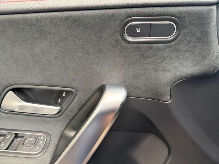 Mercedes-Benz CLA Shooting Brake CLA 180 AMG Line - photo 9