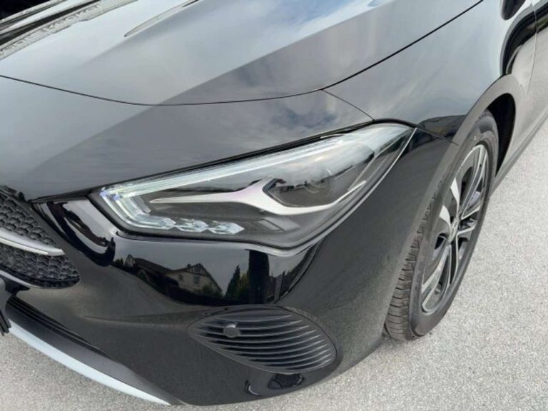 Mercedes-Benz CLA 180 Coupé - photo 12