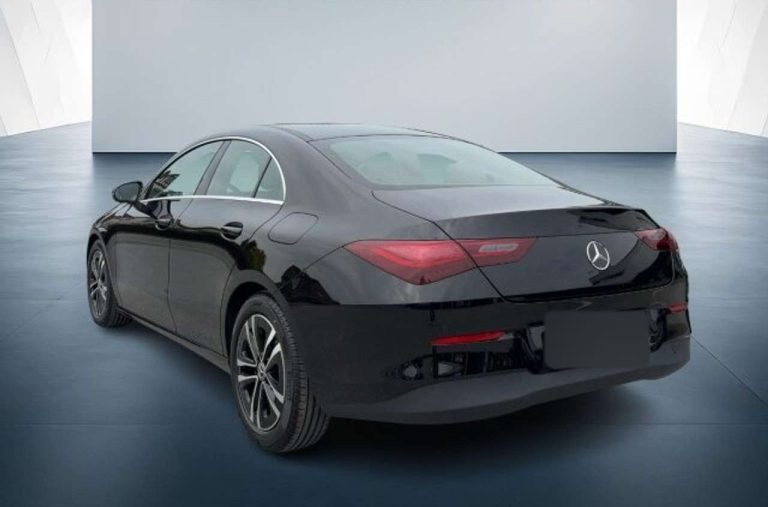 Mercedes-Benz CLA 180 Coupé - photo 2