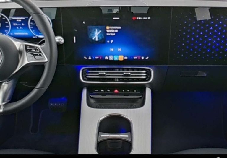 Mercedes-Benz CLA 250+ - photo 10