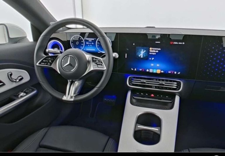 Mercedes-Benz CLA 250+ - photo 11