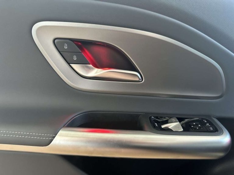 Mercedes-Benz CLA 250+ - photo 13