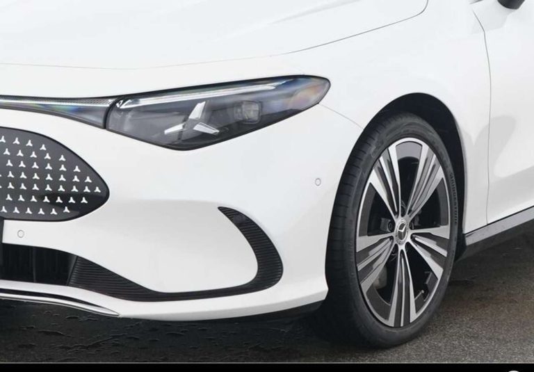 Mercedes-Benz CLA 250+ - photo 5