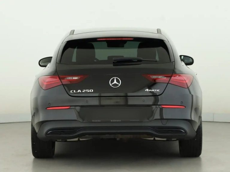 Mercedes-Benz CLA 250 4MATIC Shooting Brake - photo 4