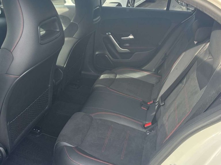 Mercedes-Benz Classe A 250 e AMG Line - photo 11