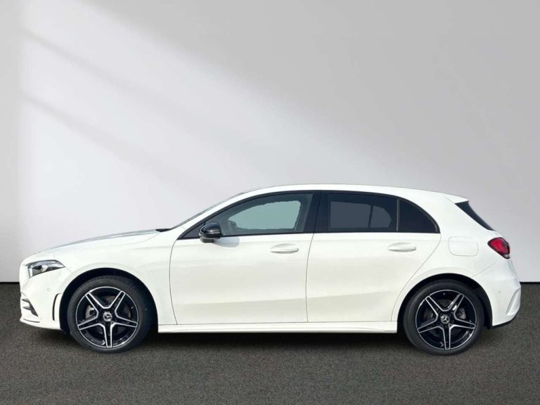 Mercedes-Benz Classe A 250 e AMG Line - photo 3