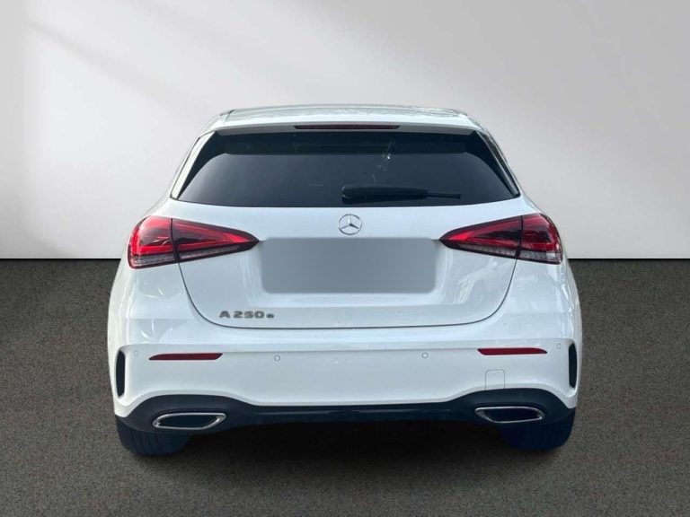 Mercedes-Benz Classe A 250 e AMG Line - photo 5