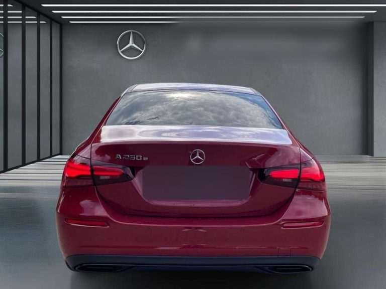 Mercedes-Benz Classe A 250 e Berline - photo 4