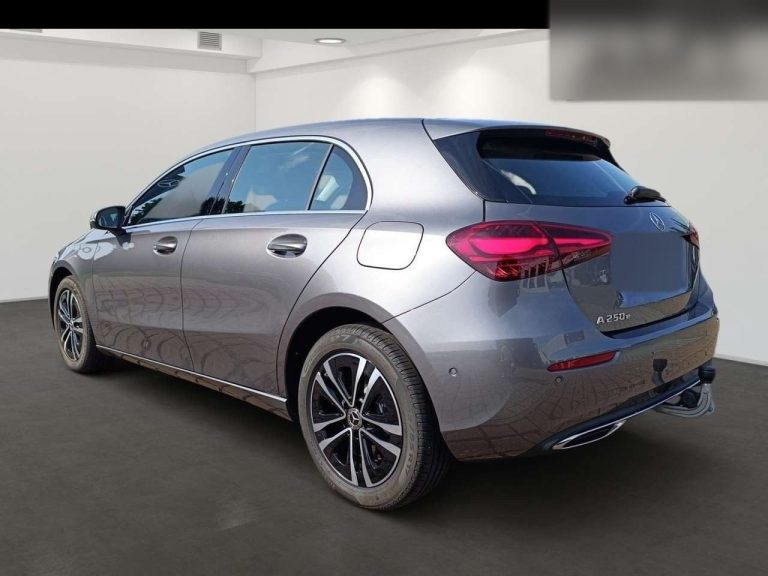 Mercedes-Benz Classe A 250 e Progressive Advanced - photo 4
