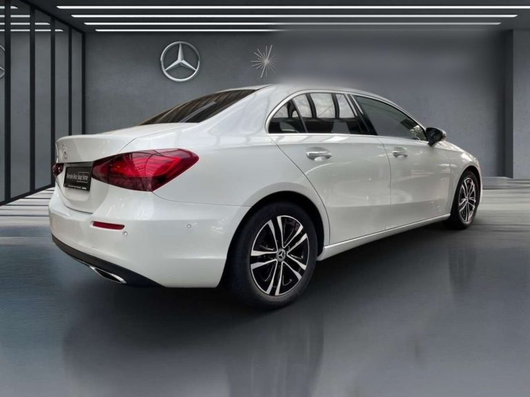 Mercedes-Benz Classe A 180 Berline Progressive - photo 2