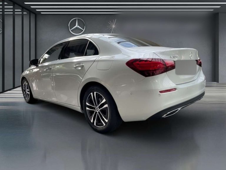 Mercedes-Benz Classe A 180 Berline Progressive - photo 3