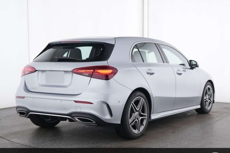 Mercedes-Benz Classe A 200 AMG Line - photo 2
