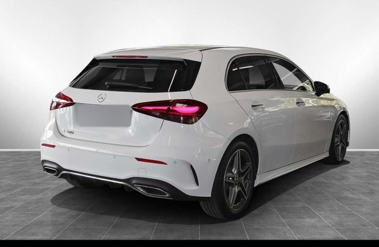 Mercedes-Benz Classe A 200 AMG Line - photo 2