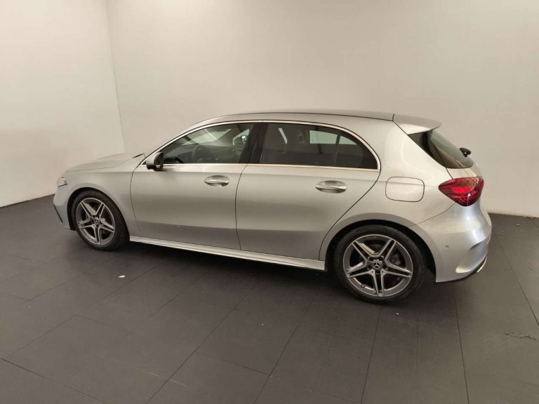 Mercedes-Benz Classe A 180 AMG Line - photo 3