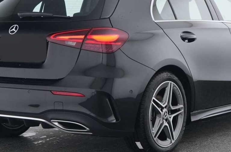 Mercedes-Benz Classe A 180 AMG Line - photo 4