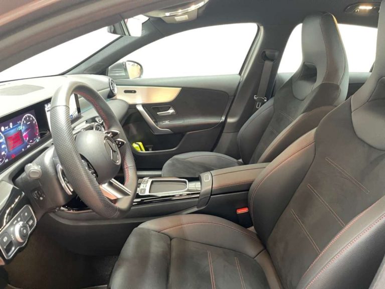 Mercedes-Benz Classe A 200 AMG Line - photo 6