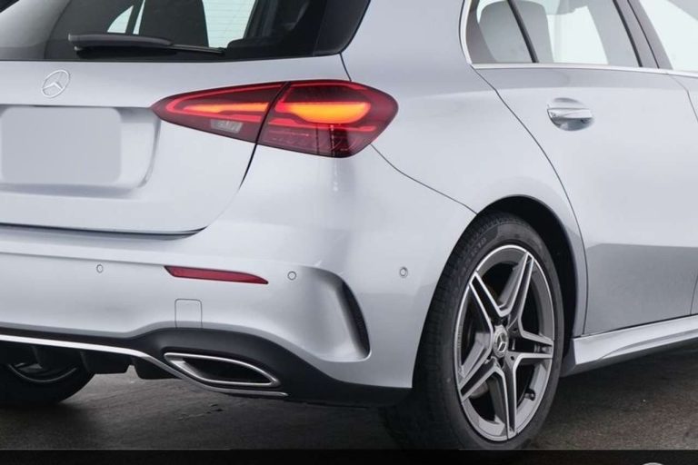 Mercedes-Benz Classe A 200 AMG Line - photo 9