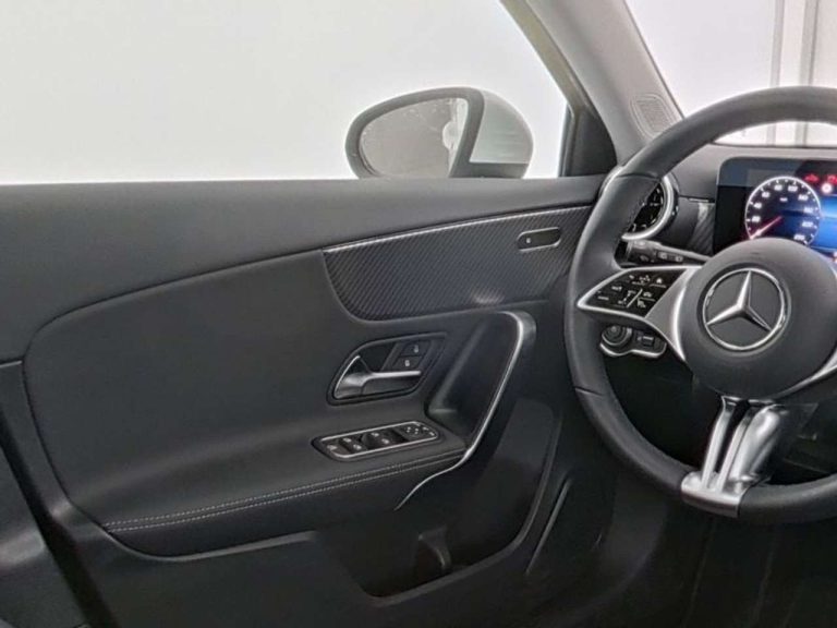Mercedes-Benz Classe A 180 Progressive Line Advanced - photo 9