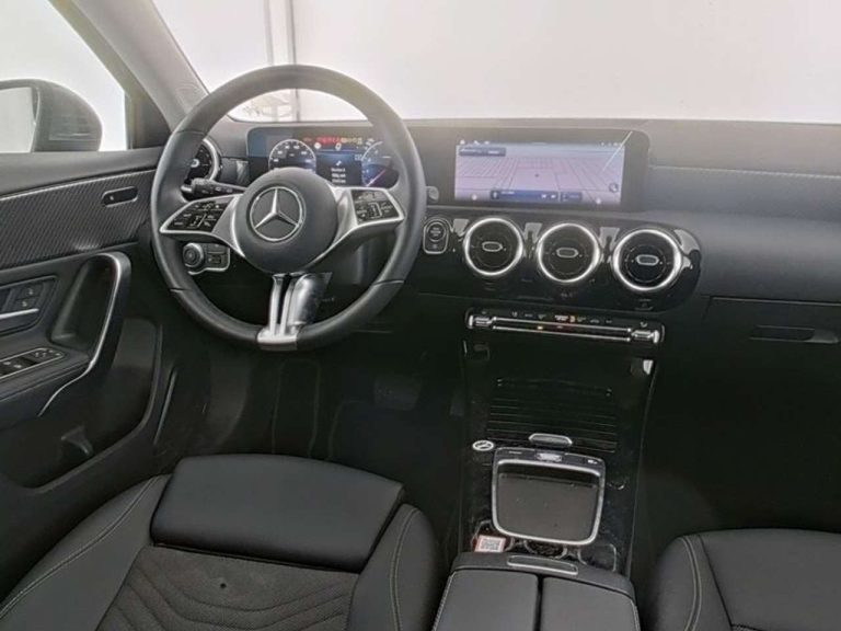 Mercedes-Benz Classe A 180 - photo 4