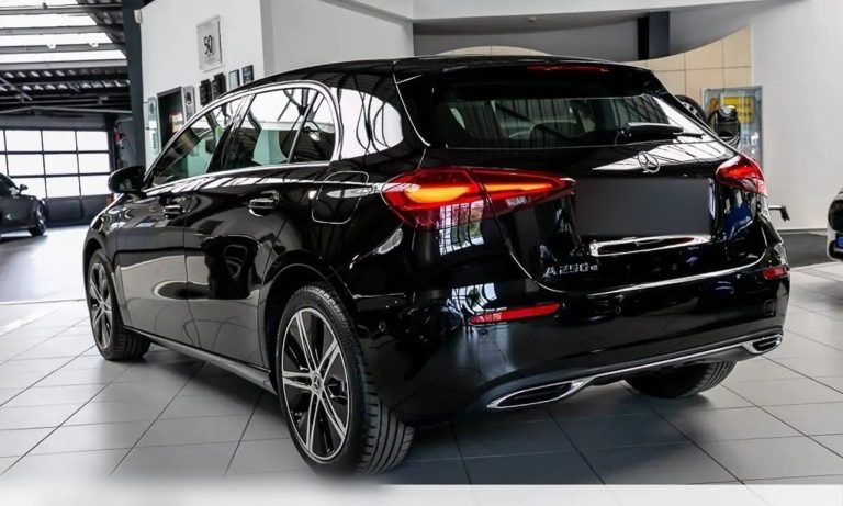 Mercedes-Benz Classe A 250 e Progressive - photo 2