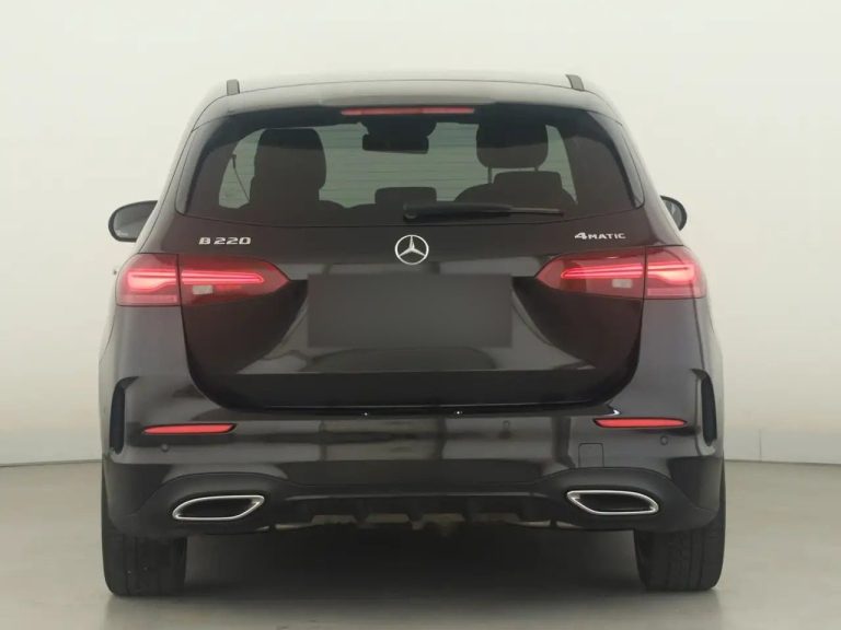 Mercedes-Benz Classe B 220 4MATIC AMG Line - photo 4