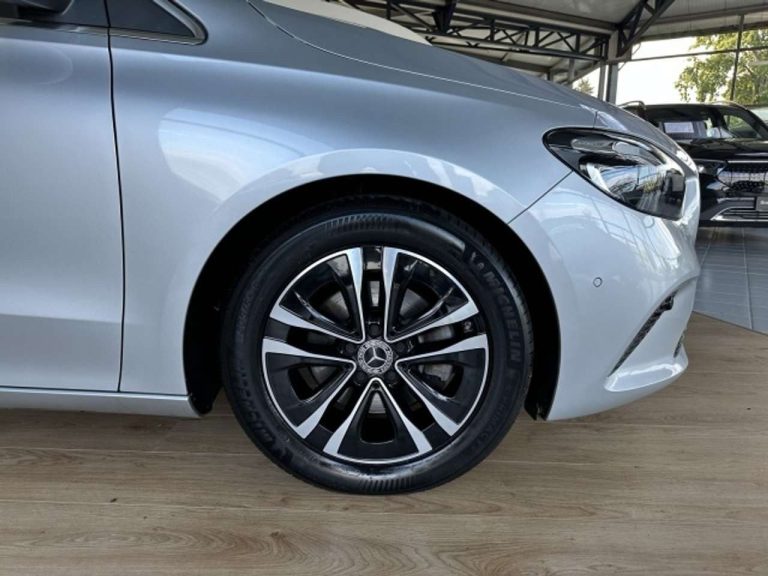 Mercedes-Benz Classe B 200 d Progressive - photo 5